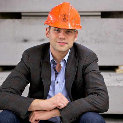 Alumnus Michael Montgomery (pictured) and Professor Constantin Christopoulos are behind Kinetica, a startup making buildings earthquake resistant.